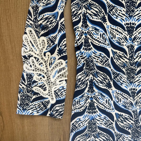 Lilly Pulitzer Dark Blue and White Women’s Sheath Dress Sleek & Simple - Picture 3 of 8